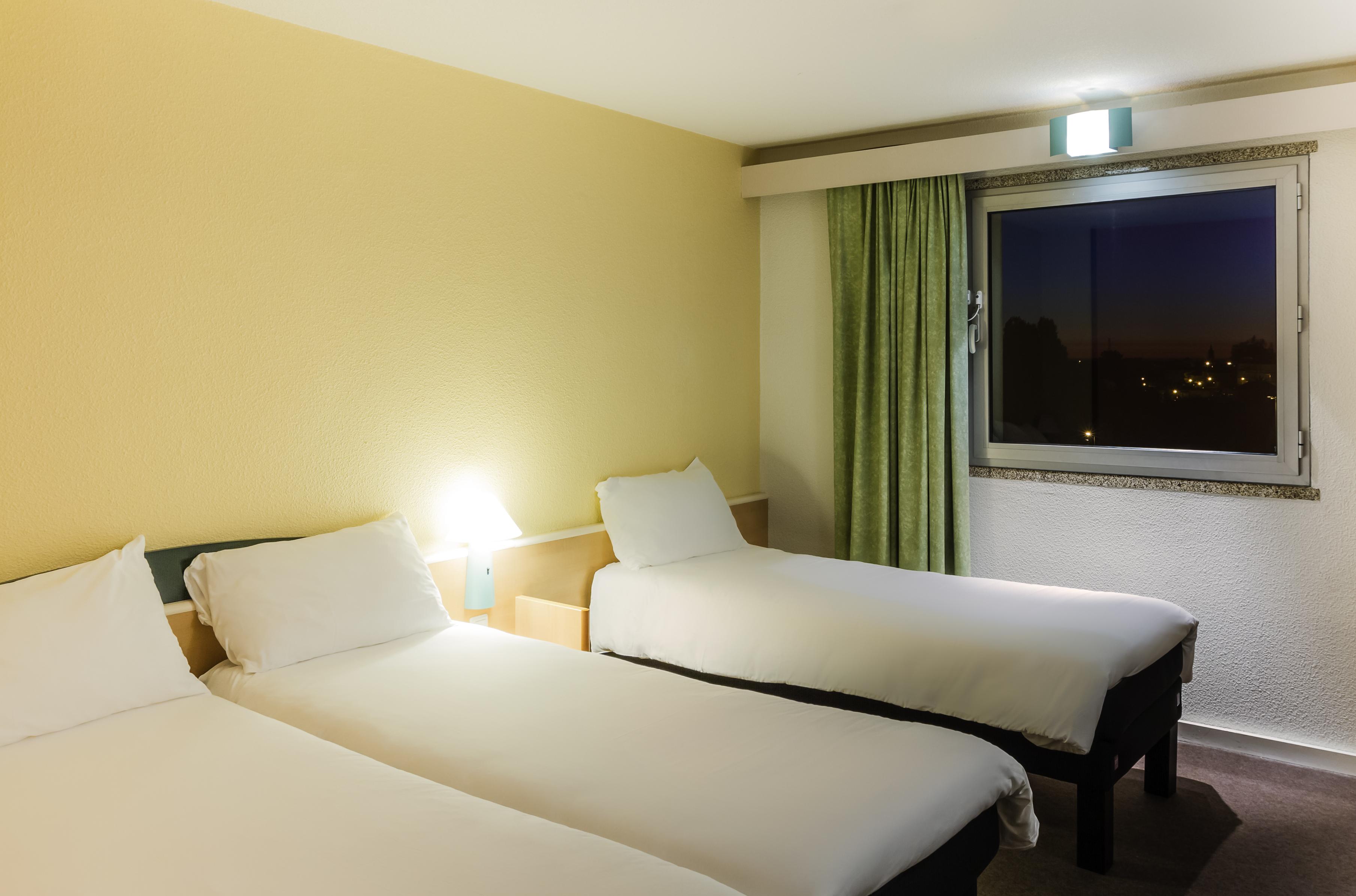 Hotel Ibis Porto Sao Joao Екстер'єр фото