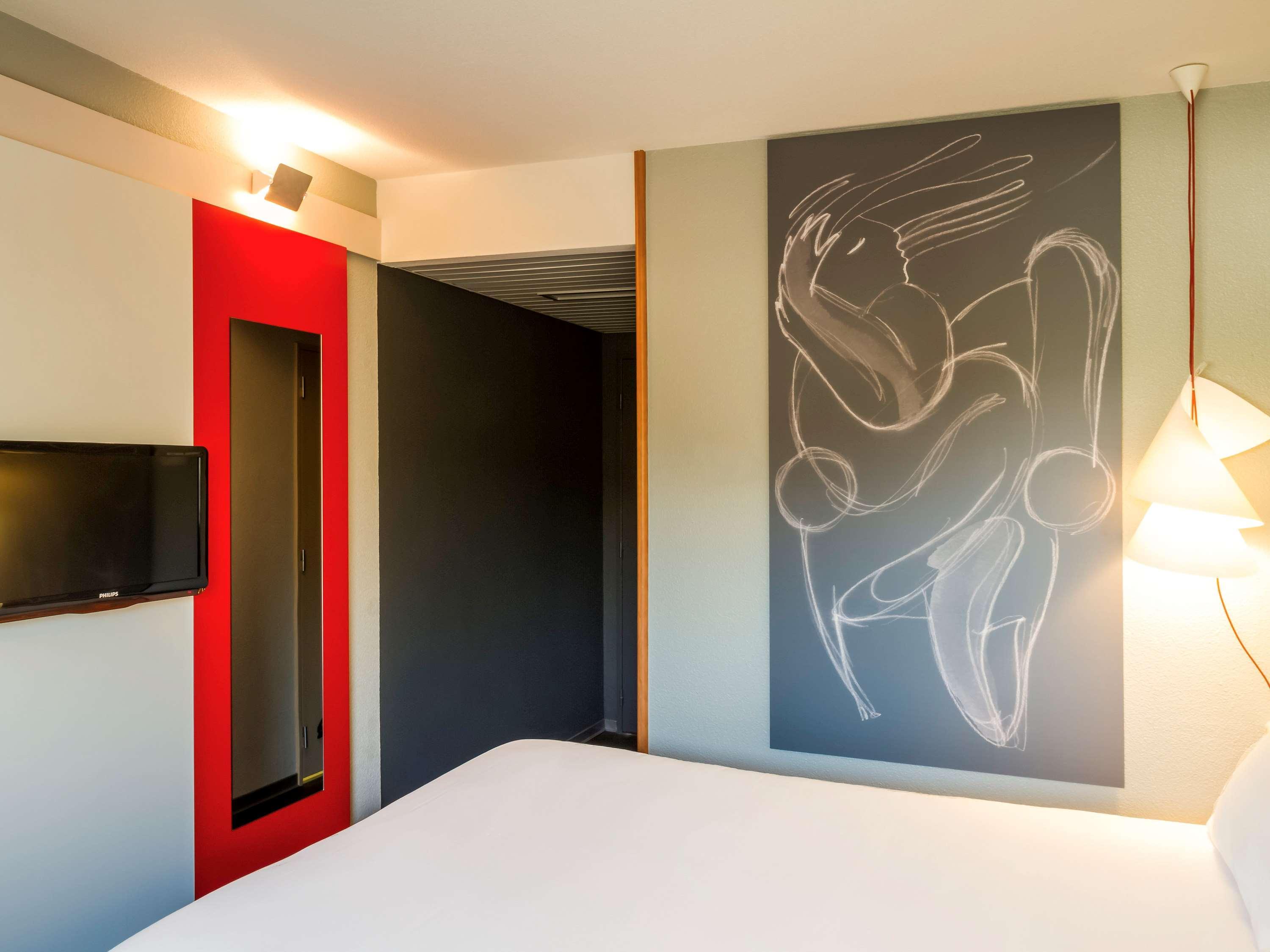 Hotel Ibis Porto Sao Joao Екстер'єр фото